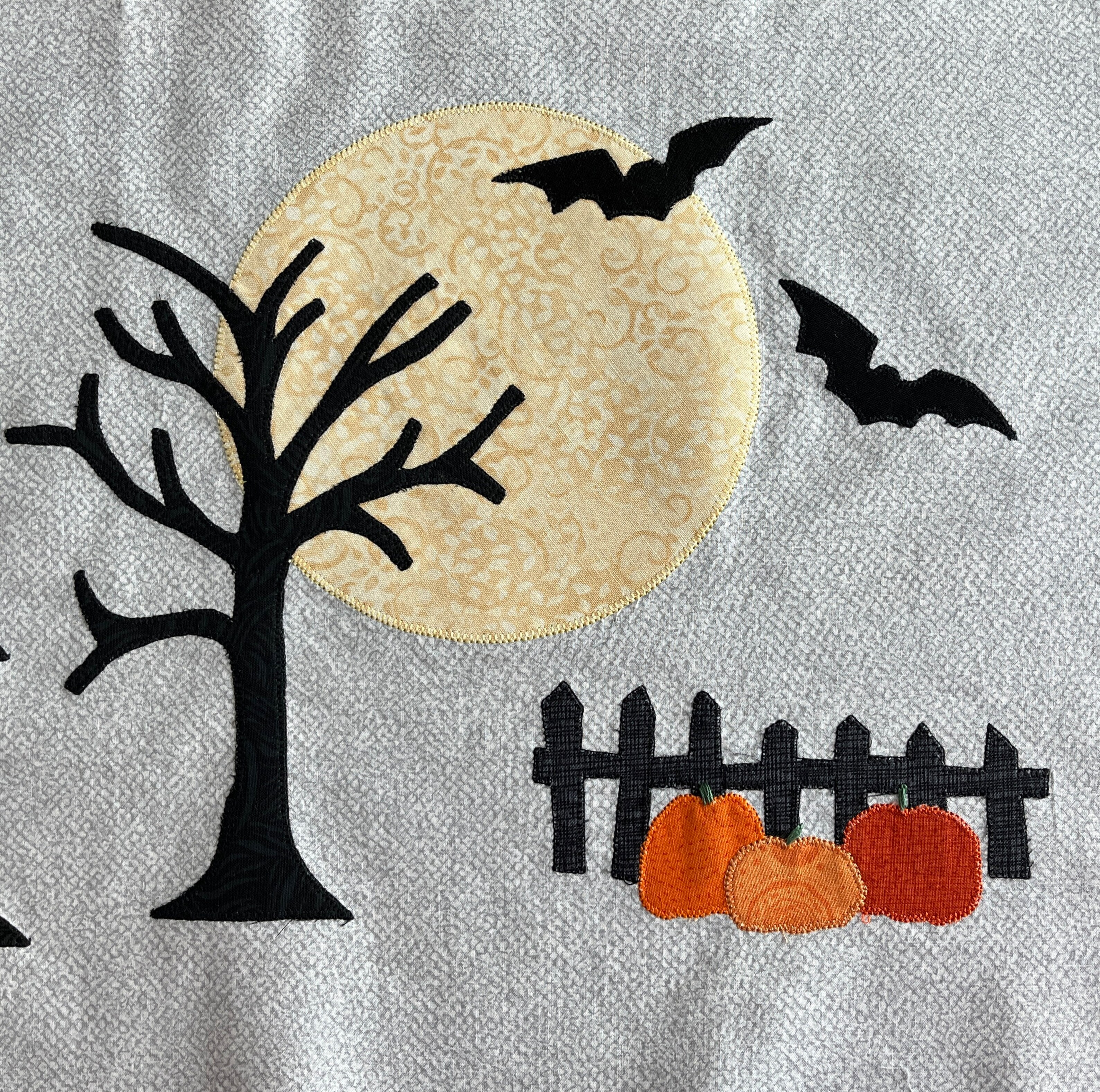 Haunted Manor Table Runner Pattern